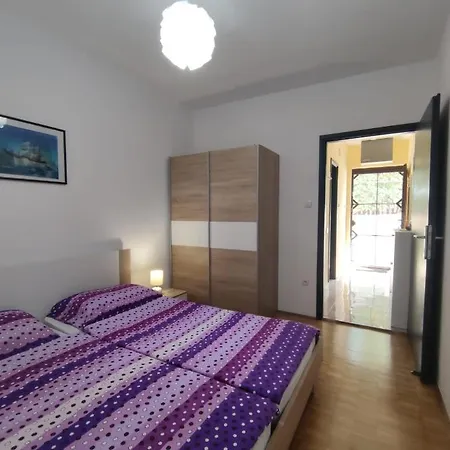 Doriana Апартаменты Срима