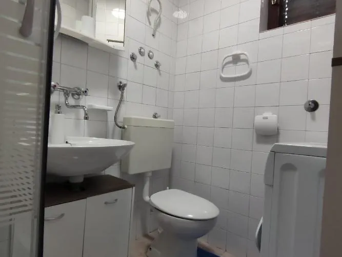 Doriana Apartament Srima